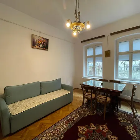 La Lena In Prispa Oltenian Heritage Крайова