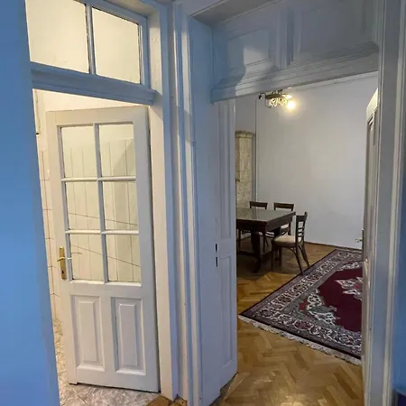 La Lena In Prispa Oltenian Heritage