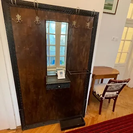 La Lena In Prispa Oltenian Heritage